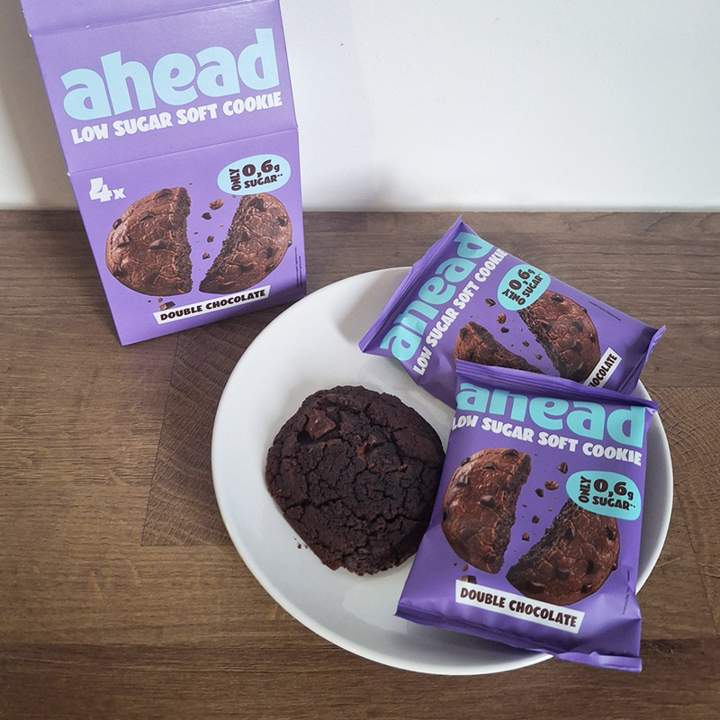 Photo carrée de mes cookies Ahead Nutrition disposés dans une assiette